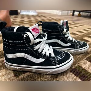 Vans high top classic All-weather with scotch guard protectant